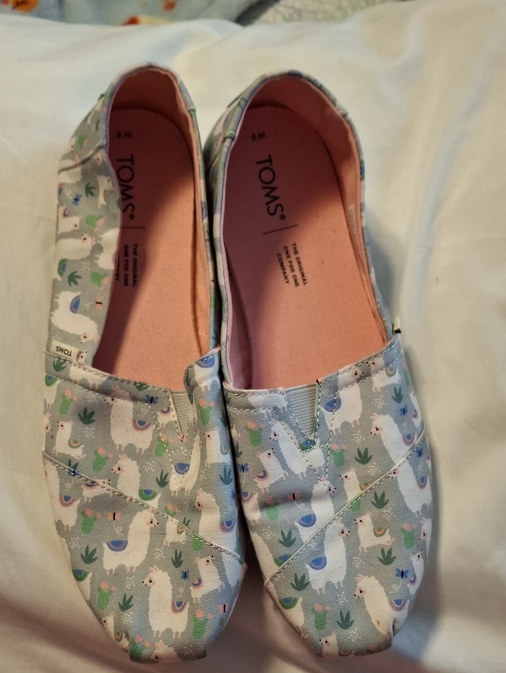 TOMS Llama Print Alpargata Slip-Ons in Pastel Pink and Light Gray